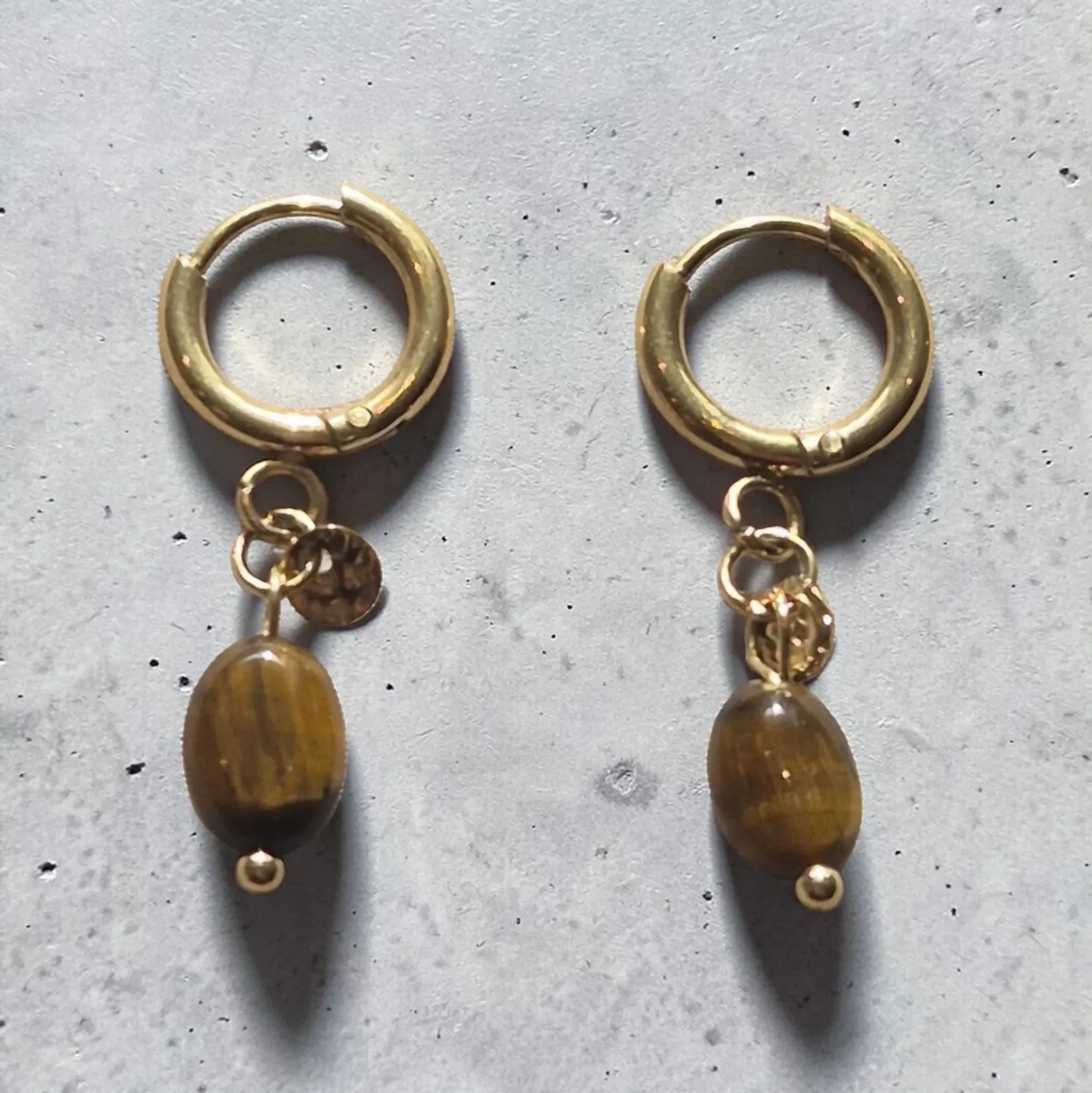 Boucle d'oreille LINE