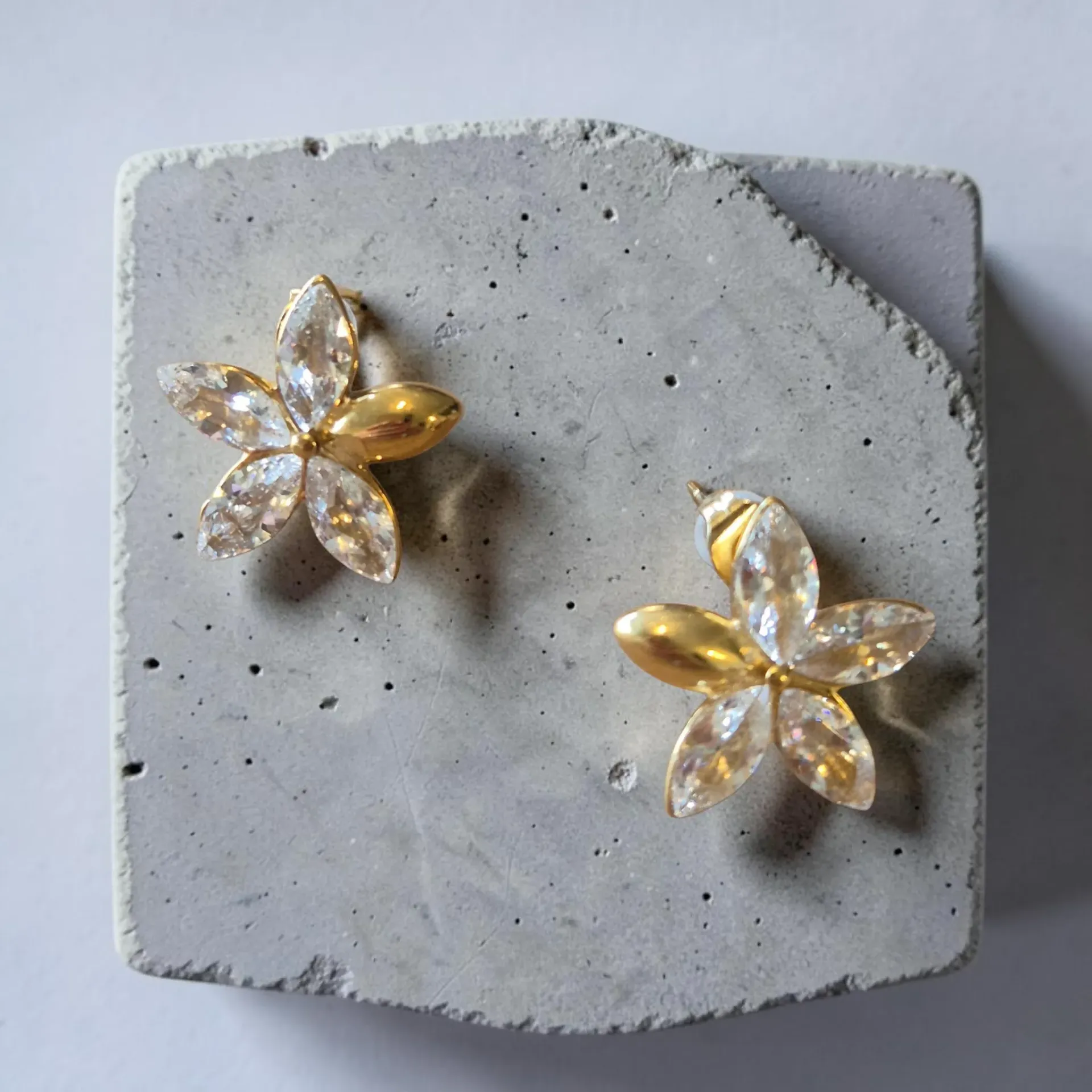 Boucle d'oreille ELISE